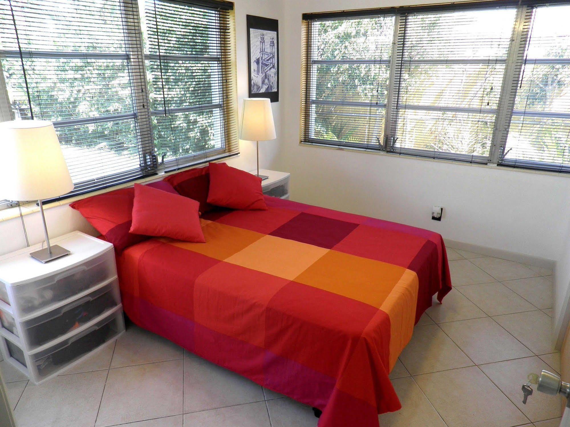 Blue Ocean Guesthouse Fort Lauderdale Dış mekan fotoğraf